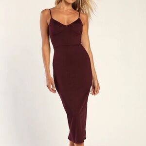 Lulus “ sophisticated soirée” midi dress in plum